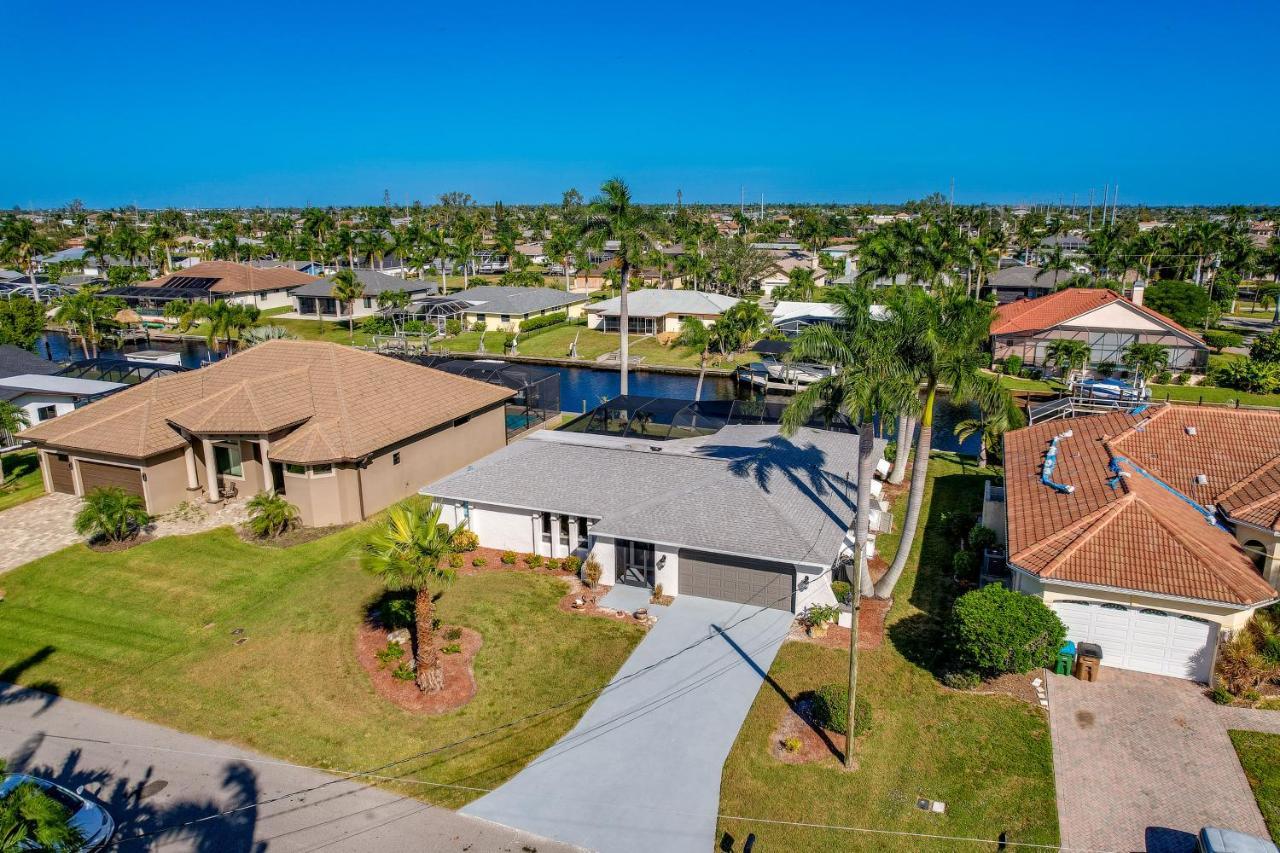 Waterfront Cape Coral Home With Private Pool! Екстер'єр фото