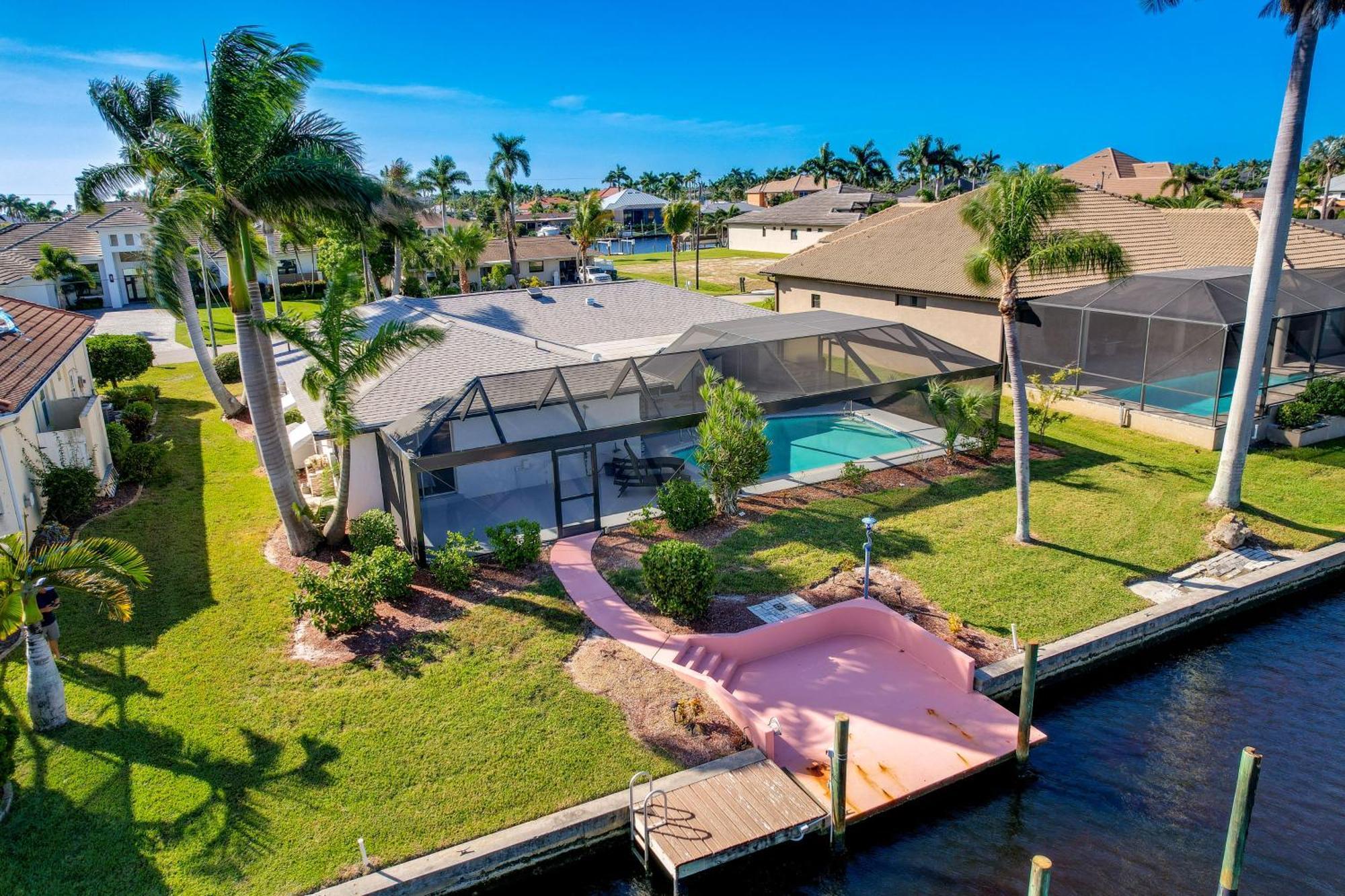 Waterfront Cape Coral Home With Private Pool! Екстер'єр фото